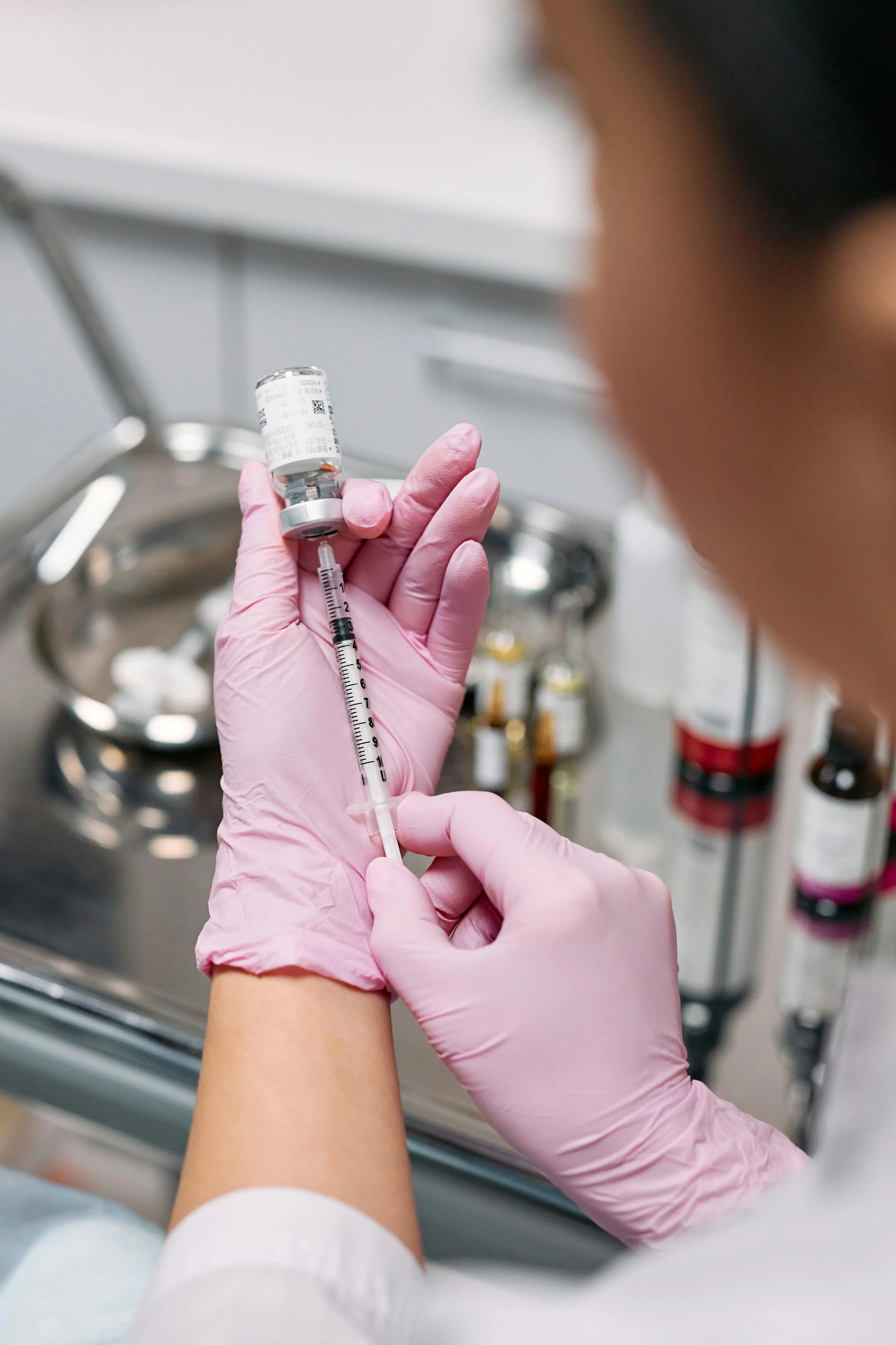 doctor with neuromodulator injections_